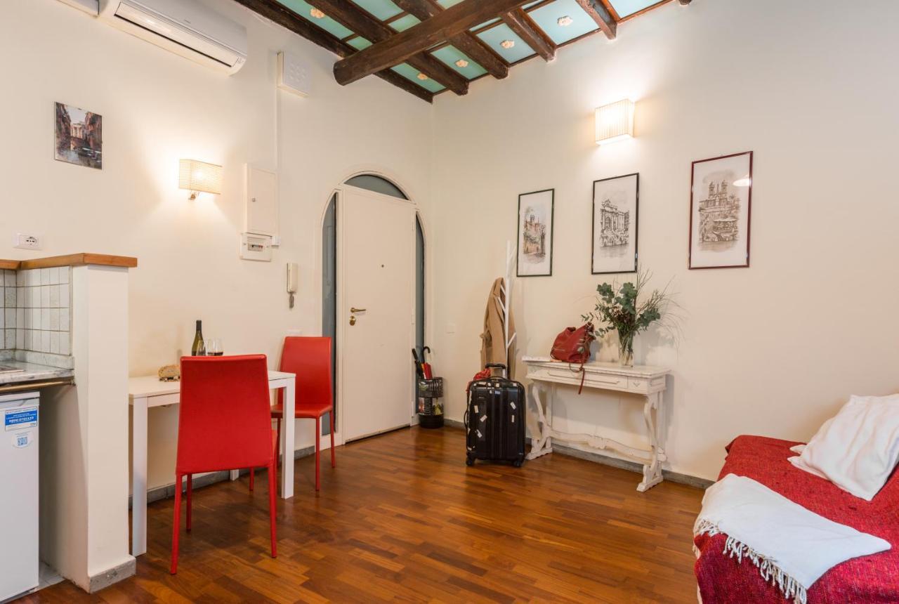 Colosseum Townhouse ローマ エクステリア 写真